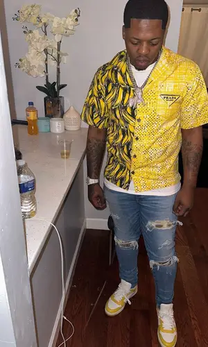 Lil Zay Osama’s Outfit in Prada Shirt & Amiri Jeans (2023)