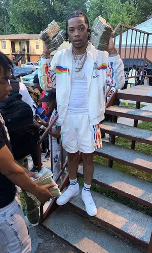 Lil Migo wearing Ralph Lauren t-shirt