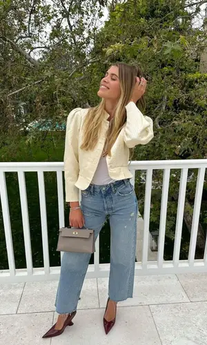 Sofia Richie’s Outfit in Anine Bing  Jeans, Hermes Bag & Bottega Veneta (2023)