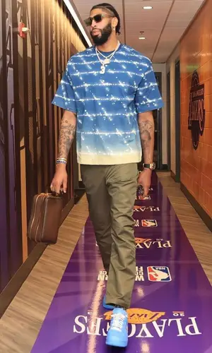 Anthony Davis wearing Louis Vuitton eyewear