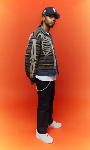 Metro Boomin’s Outfit in Kapital Jacket, Chrome Hearts Eyewear & New Era Cap (2023)