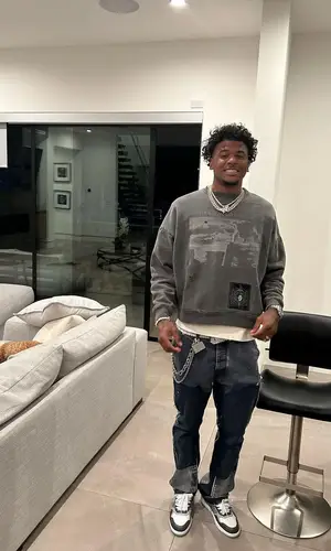 Jalen Green’s Outfit in Paly Sweater, Gallery Dept. Jeans & Dior Sneakers (2023)