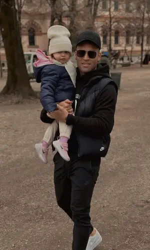 Lautaro Martinez wearing Nike pants