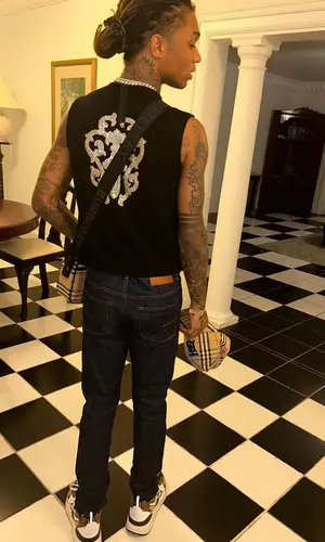Swae Lee wearing Burberry cap