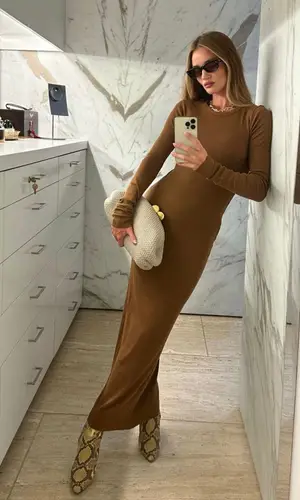 Rosie Huntington-Whiteley wearing Jacques Marie Mage eyewear