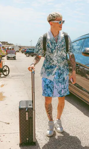 Alejandro Garnacho’s Outfit in Louis Vuitton Eyewear (2023)