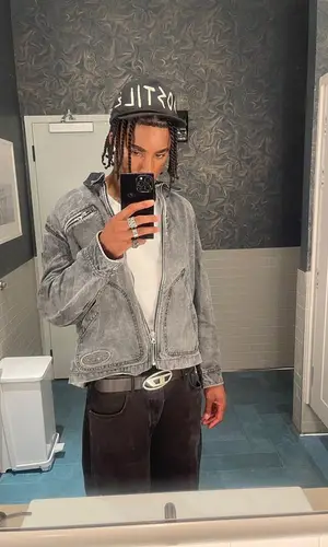David Duke Jr wearing Diesel belt