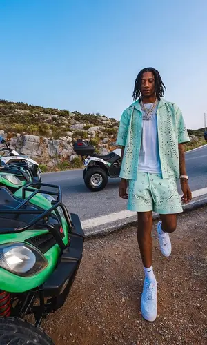 Digga D’s Outfit in Amiri Shirt & Nike Sneakers (2023)