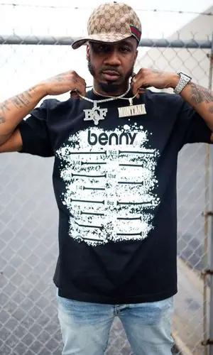 Benny The Butcher’s Outfit in Benny The Butcher Merch T-Shirt, Amiri Jeans & Gucci Cap (2023)