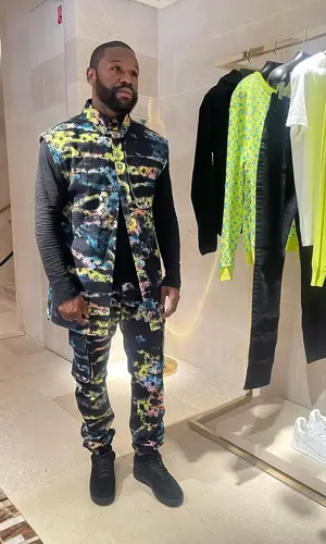 Floyd Mayweather wearing Louis Vuitton shirt