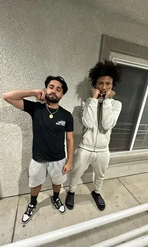 Mikey’s Outfit in Ralph Lauren Hoodie & Gucci Sandals (2023)