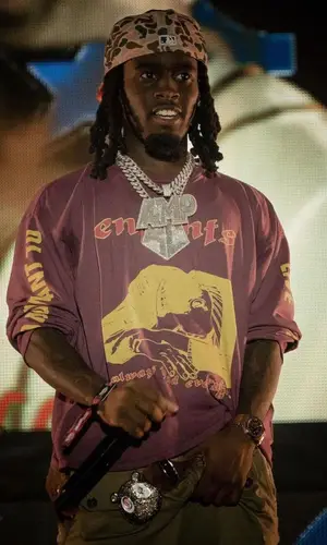 Kai Cenat wearing Stolen Arts belt