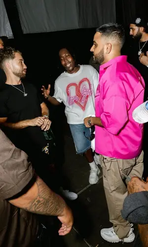 Nav’s Outfit in Valentino Shirt, Salomon Sneakers & Chrome Hearts Eyewear (2023)