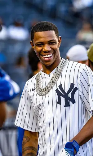A Boogie Wit Da Hoodie wearing Nike jersey