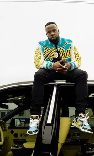 Yo Gotti’s Outfit in Off-White Jacket, Ksubi Jeans & Nike Sneakers (2023)