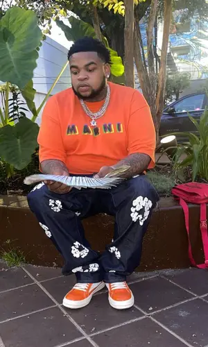 Big Yavo’s Outfit in Marni T-Shirt, Levi’s Jeans & Denim Tears (2023)