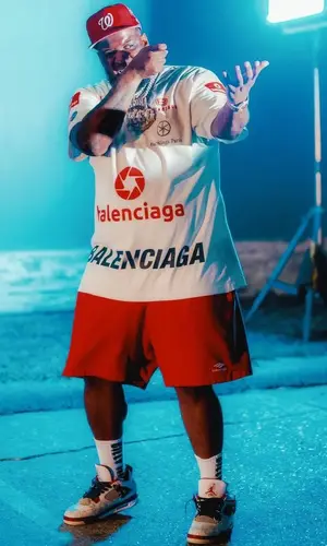 Maxo Kream wearing Balenciaga t-shirt