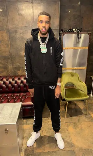 M24’s Outfit in Chrome Hearts Hoodie & Nike Sneakers (2023)