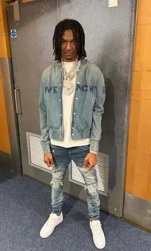 DigDat’s Outfit in Givenchy Jeans, Nike Sneakers & Amiri (2023)
