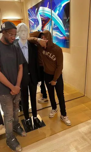 Summrs’ Outfit in Moncler Hoodie, Amiri Jeans & Jordan Sneakers (2023)