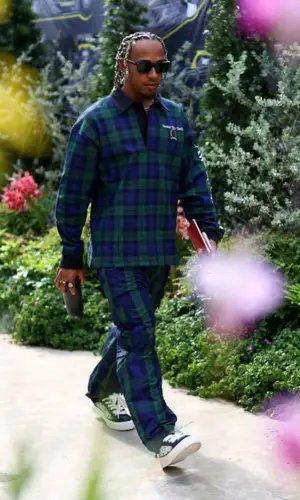 Lewis Hamilton’s Outfit in Tommy Hilfiger Shirt, Jacques Marie Mage Eyewear & Awake NY (2023)