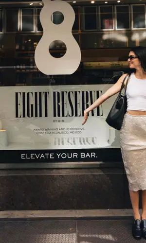 Kendall Jenner’s Outfit in The Row Bag, Gucci Eyewear & Dries Van Noten (2023)