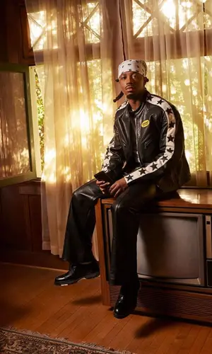 Metro Boomin wearing Louis Vuitton sandal