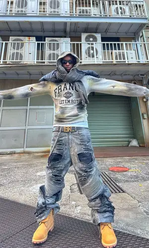 Bloody Osiris wearing ERL belt