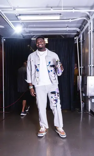 Zion Williamson wearing Jordan sneakers
