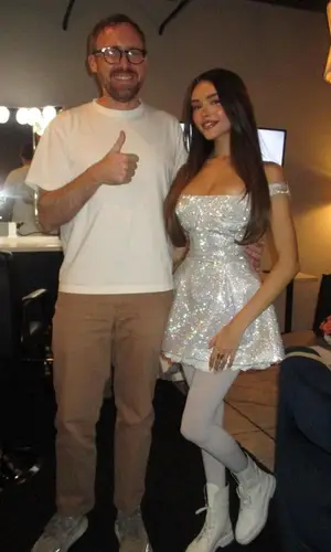 Madison Beer’s Outfit in Stuart Weitzman Boots, GCDS & Shein (2023)