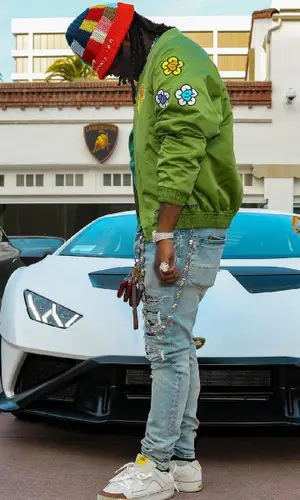 Chief Keef wearing Gallery Dept. t-shirt