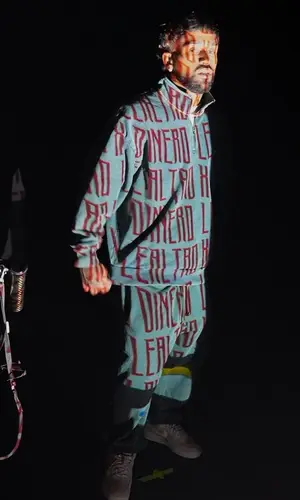 Bryant Mayers’ Outfit in Kith Sweatshirt & Nike Sneakers (2023)