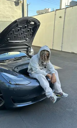 SoFaygo’s Outfit in Vintage Hoodie, Fear of God Pants & Balenciaga Sneakers (2023)