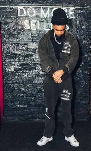 Lil Poppa’s Outfit in Ricco Gioventu Hoodie & Obey Hat (2023)