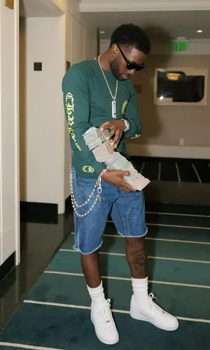 Lil Dann’s Outfit in Chrome Hearts T-Shirt & Nike Sneakers (2023)