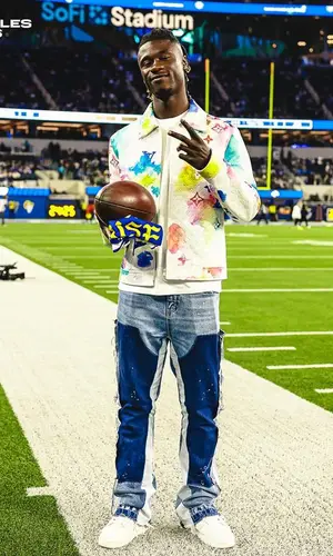 Eduardo Camavinga’s Outfit in Louis Vuitton Jacket & Gallery Dept. Jeans (2023)