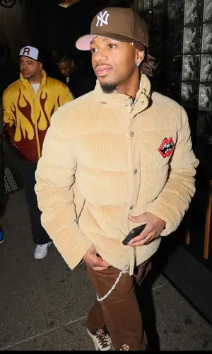 Metro Boomin’s Outfit in Chrome Hearts Jacket & New Era Cap (2023)