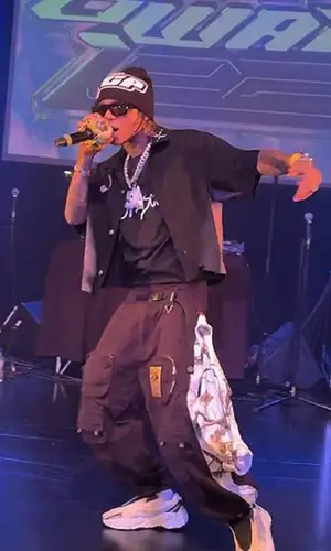 Swae Lee wearing The Candy Plug hat