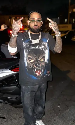 Bryant Mayers’ Outfit in Hellstar T-Shirt, Louis Vuitton Jeans & Nike Sneakers (2024)