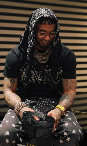Anuel AA’s Outfit in Amiri Hat (2024)