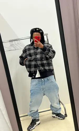 Kendrick Lamar wearing Levi’s jeans