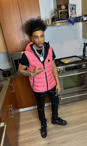 Jay Cinco’s Outfit in Moncler Jacket, Off-White T-Shirt & Amiri Pants (2024)