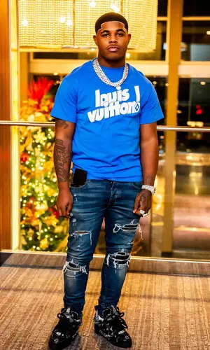 D Sturdy’s Outfit in Louis Vuitton T-Shirt & Amiri Jeans (2023)