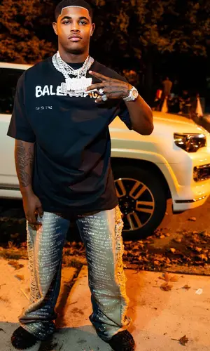 D Sturdy’s Outfit in Balenciaga T-Shirt, Who Decides War Pants & Nike Sneakers (2023)