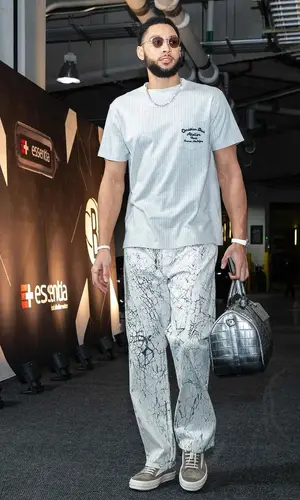Ben Simmons’ Outfit in Dior T-Shirt, Amiri Jeans & Rick Owens Sneakers (2024)