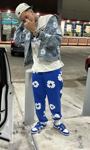 Stunna 4 Vegas wearing Levi’s jacket