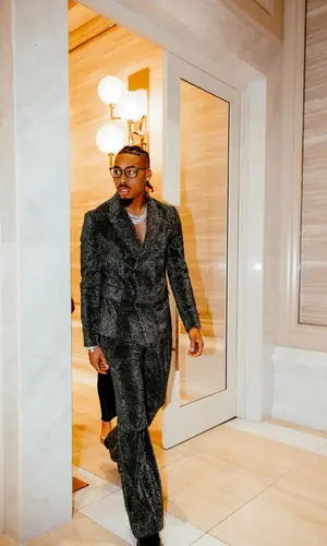 Justin Jefferson wearing Oakley eyewear