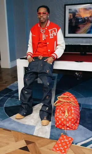 Lil Baby wearing Louis Vuitton belt