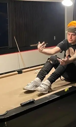 Yeat wearing Balenciaga sandal