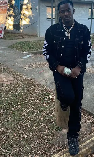 Noodah05 wearing Don’t Overthink Style pants